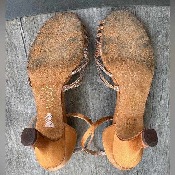 Anna Kern Professional Latin Dance Shoes - Nude Satin Size 6 US/ UK 3.5 - Picture 8 of 15